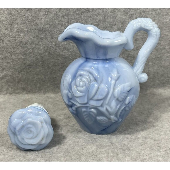 Vtg 1978 Avon Blue Swirl Milk Glass Pitcher 6.5"‎ Bubble Bath Bottle Victorian - Picture 7 of 13